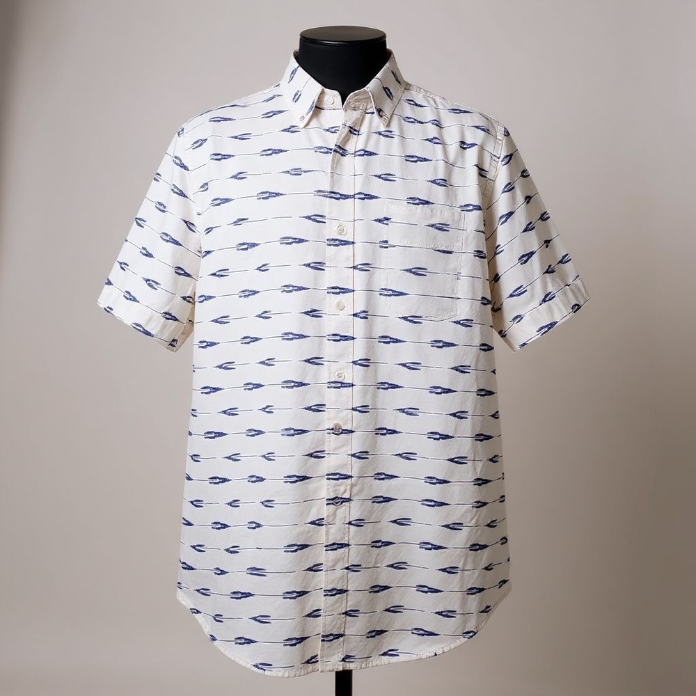 American Eagle Outfitters White Shirt with Blue Arrow Pattern